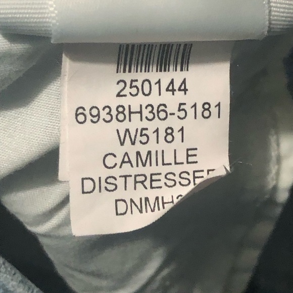 Paige Amber Jeans Women's 28 Straight Leg in Camille Wash Frayed Hem Denim - Picture 4 of 7